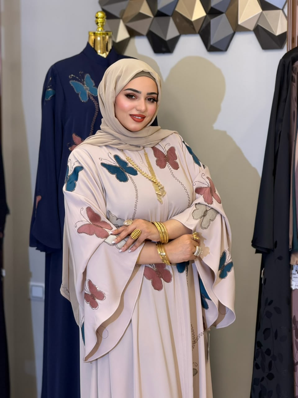 شهبندر عباية حرير مستورد